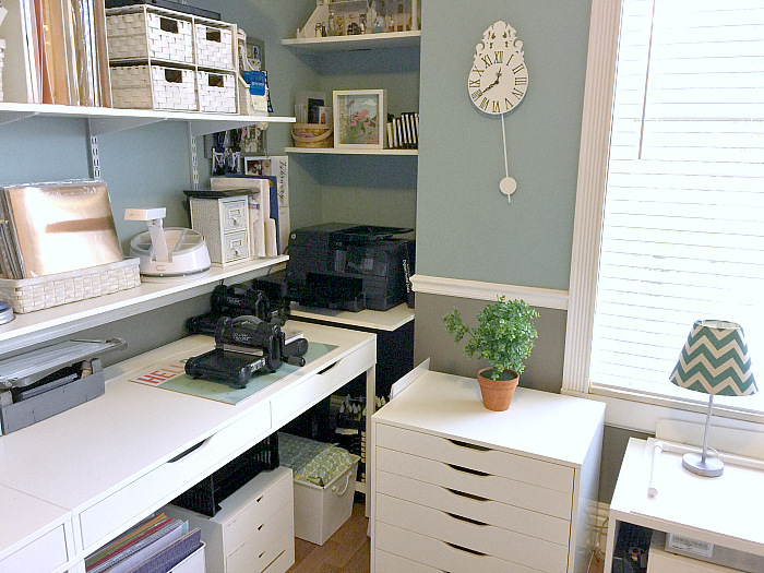 If you use Stampin up cardstock, how  Craft room office, Dream craft  room, Craft room design